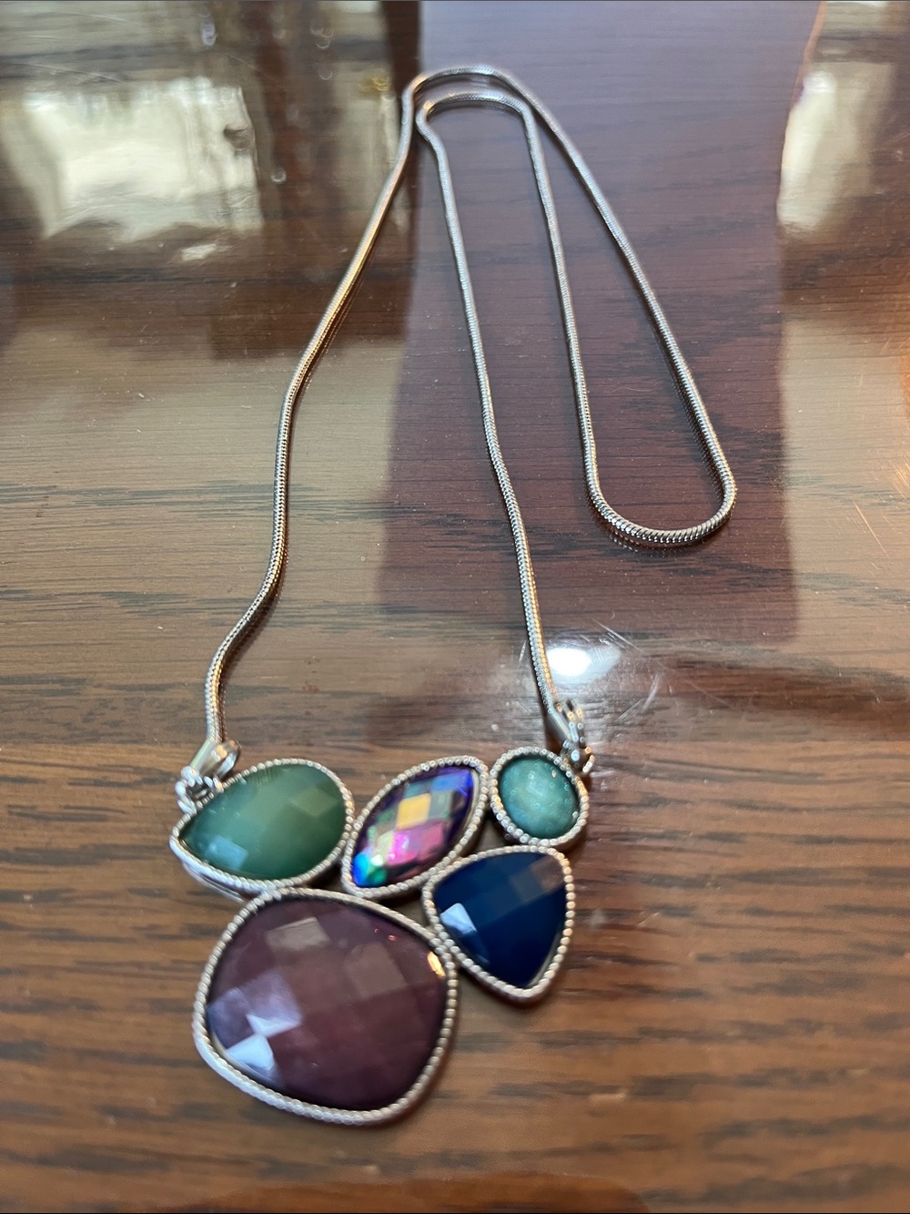 10/$10 Multicolor acrylic Stone Cluster Pendant Necklace